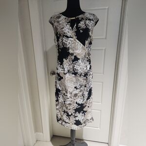 NorthStyle Faux-Wrap Midi Dress